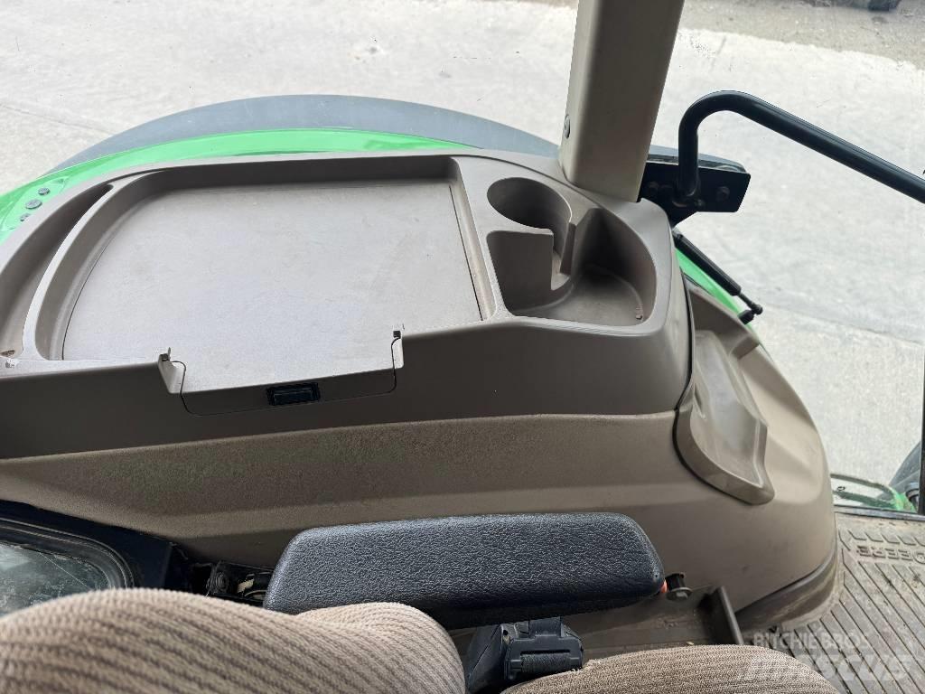 John Deere 5100 R Tractoren