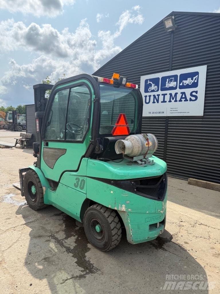 Mitsubishi FG 30 LPG heftrucks