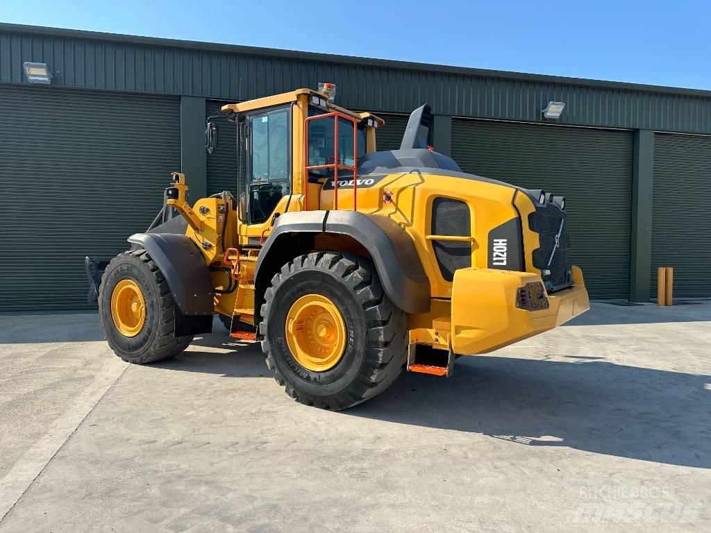 Volvo L 120 H Wielladers