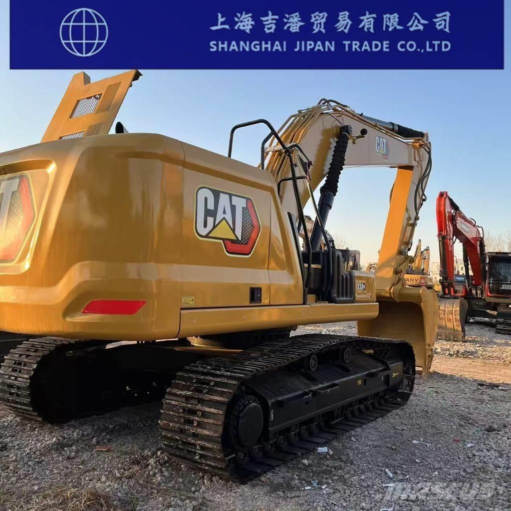 CAT 330 Rupsgraafmachines