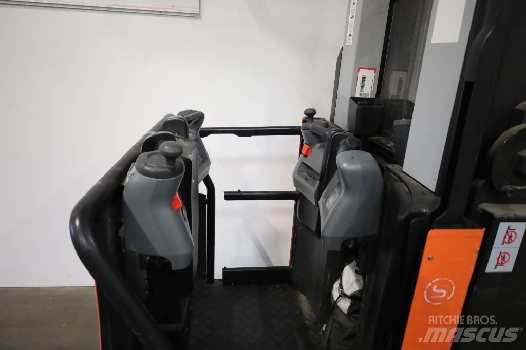 Toyota OME 100 H Orderpicker voor middelhoog niveau