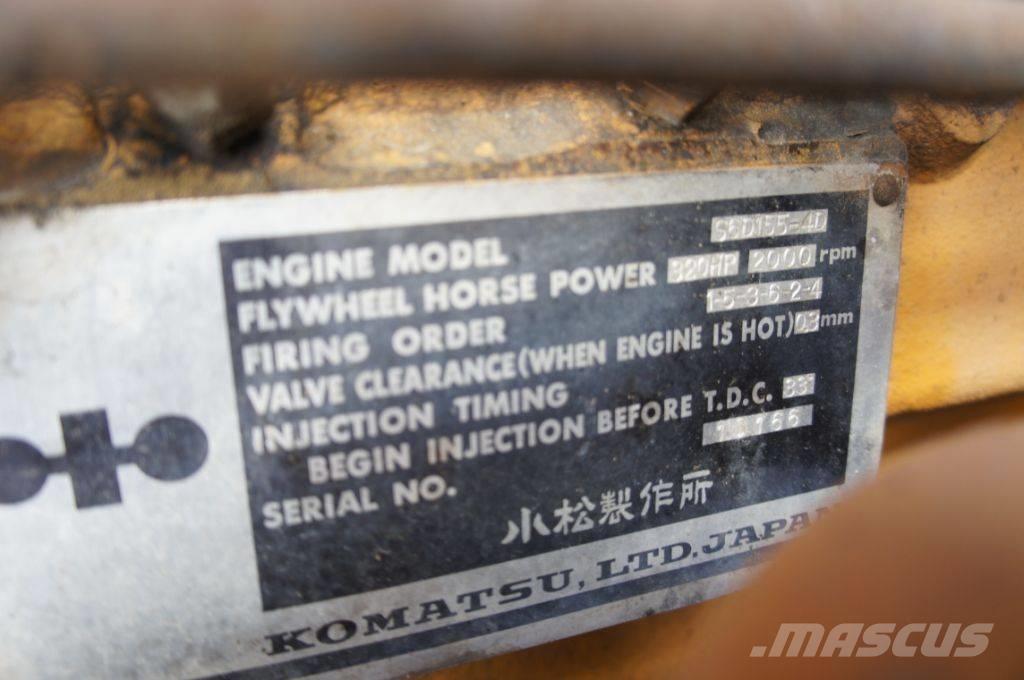 Komatsu D 155 A-1 Rupsdozers