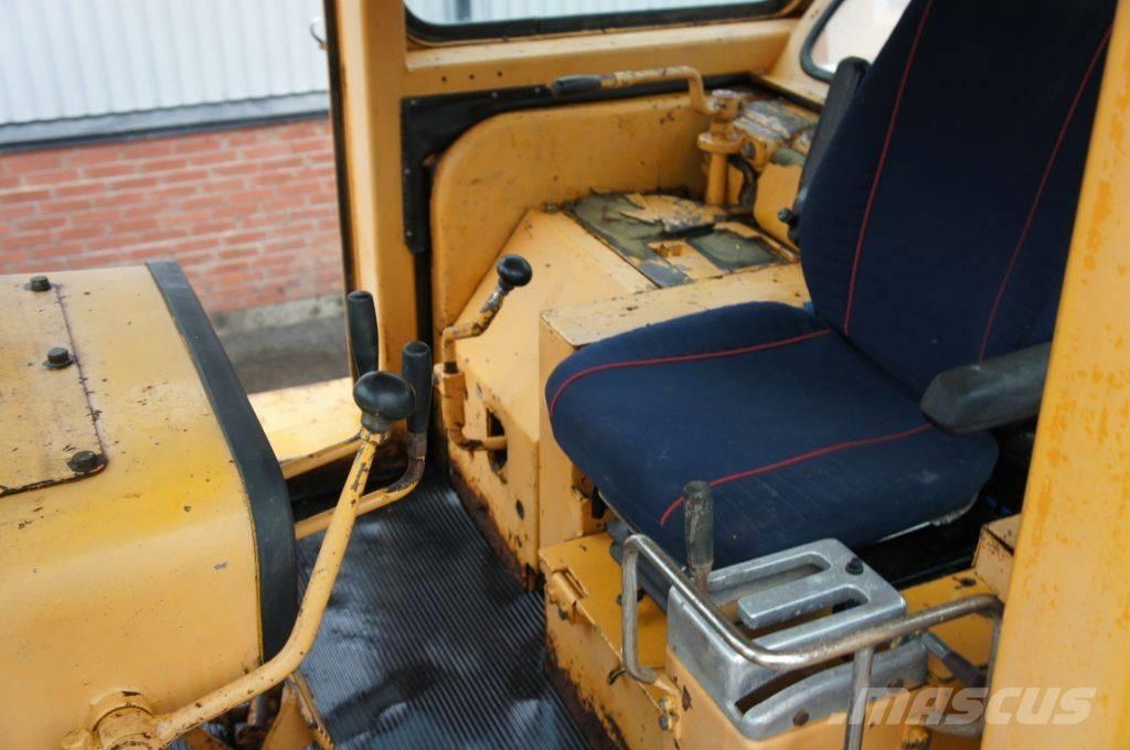 Komatsu D 155 A-1 Rupsdozers