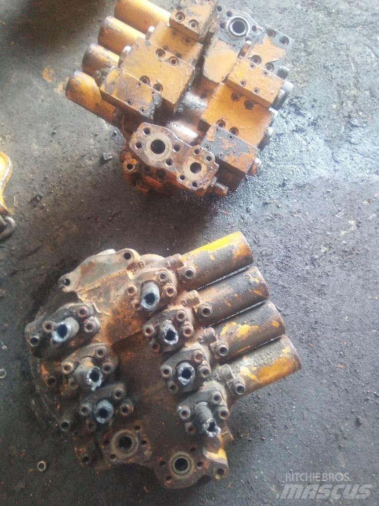 Liebherr R 942 LC Hydraulics