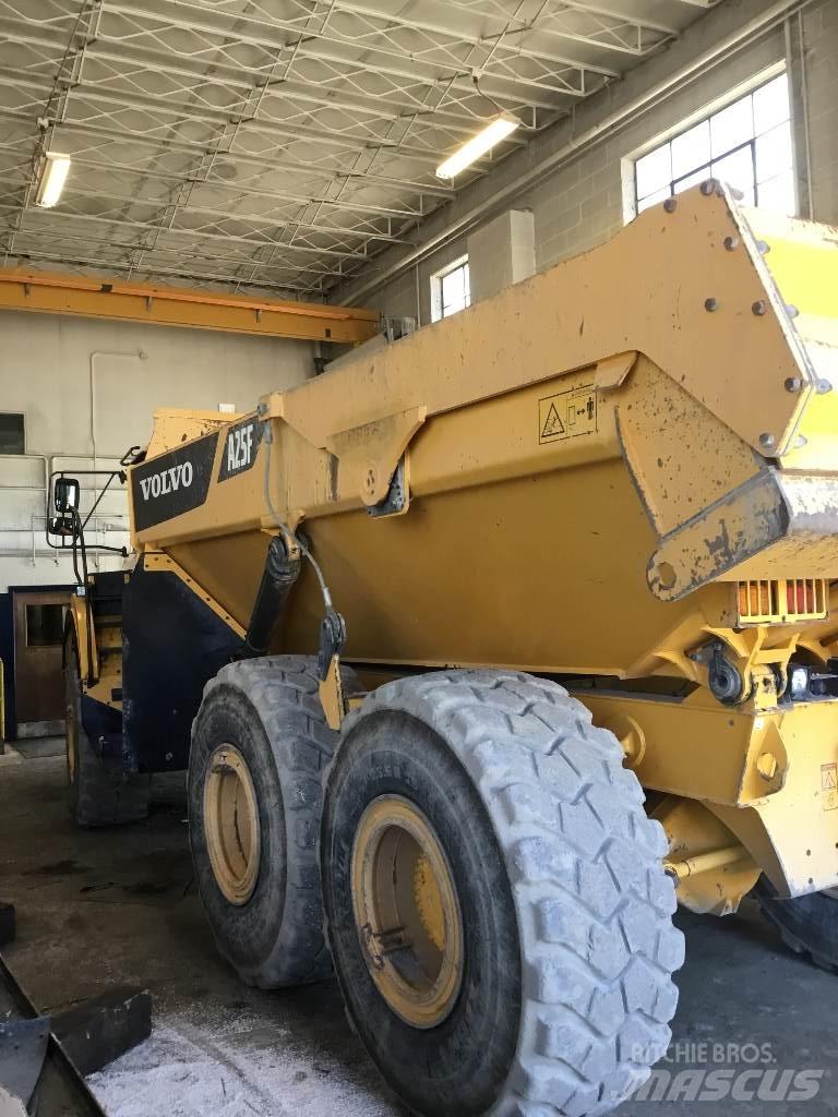 Volvo A 25 F Knik dumptrucks