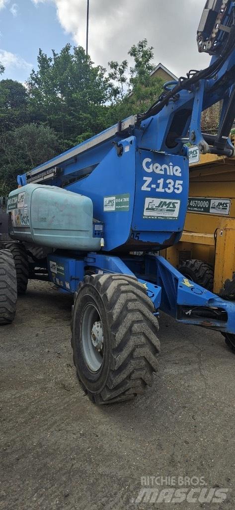 Genie Z 135/70 Knikarmhoogwerkers