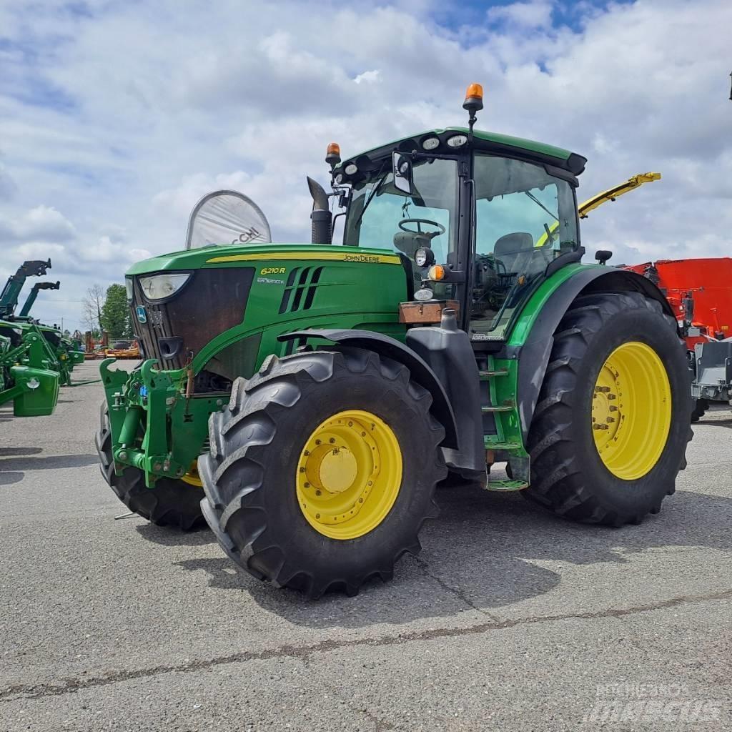 John Deere 6210 R Tractoren
