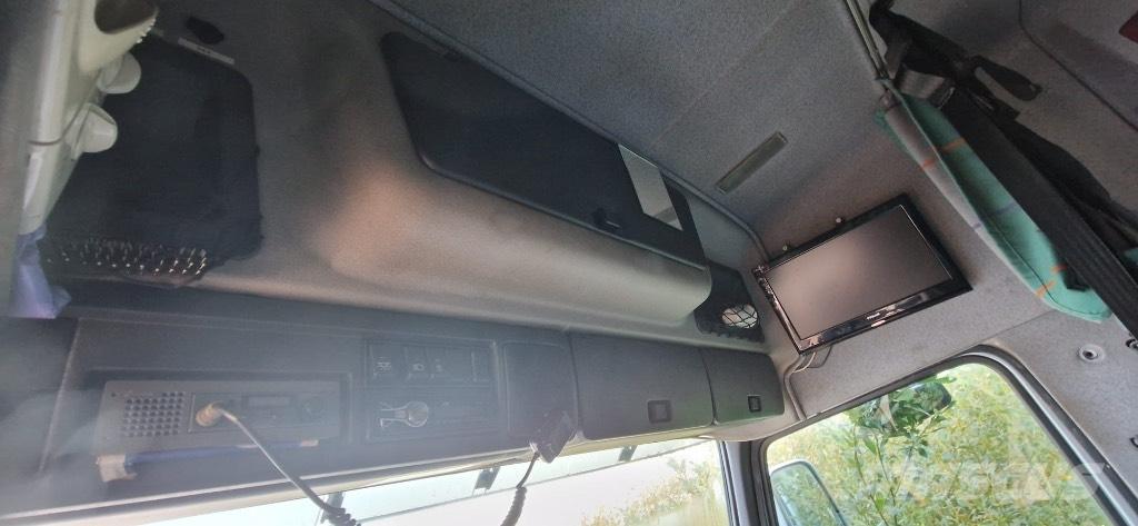 Volvo FH 12 460 Bakwagens met gesloten opbouw