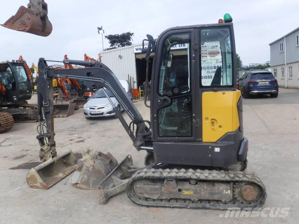 Volvo ECR 25 D Minigraafmachines < 7t