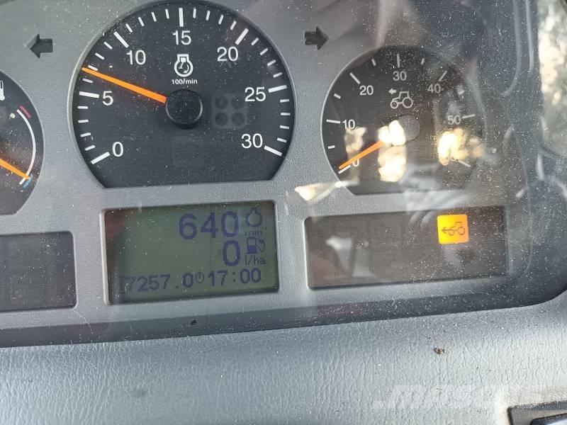 Valtra N 141 Tractoren