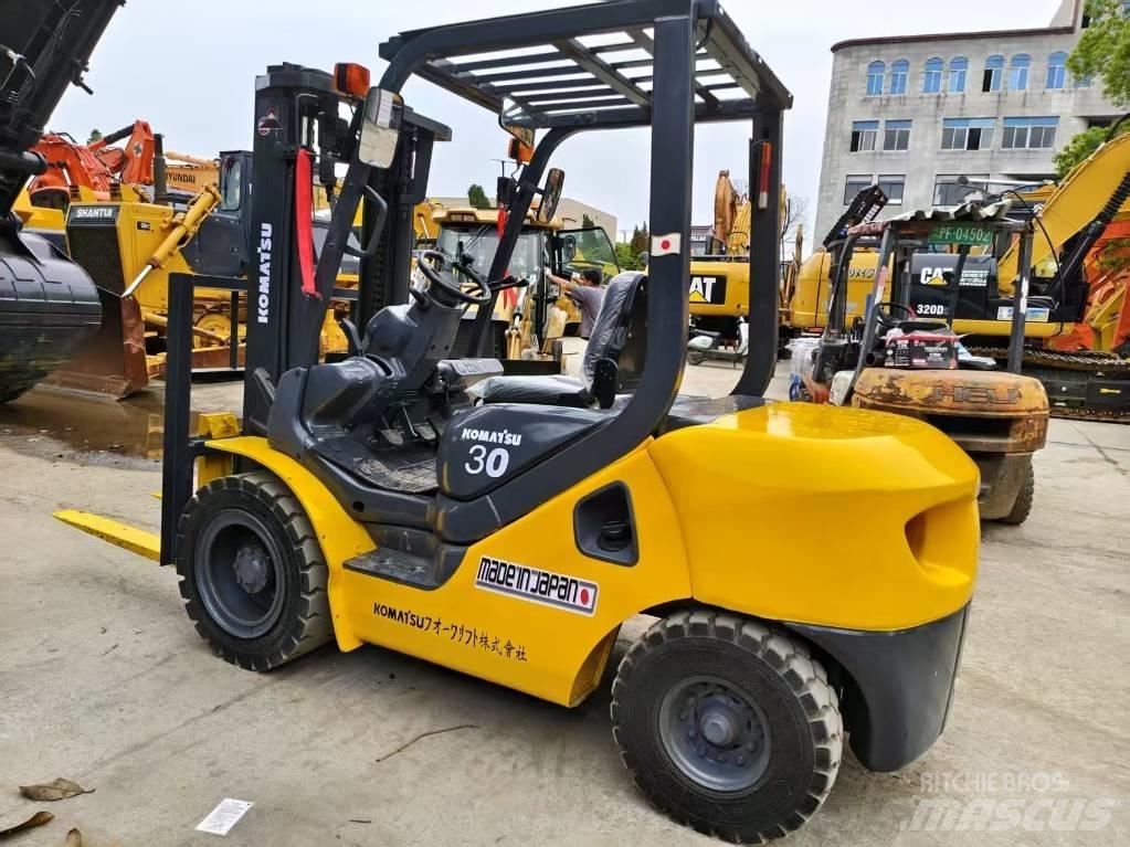 Komatsu FD 30 T-17 Diesel heftrucks