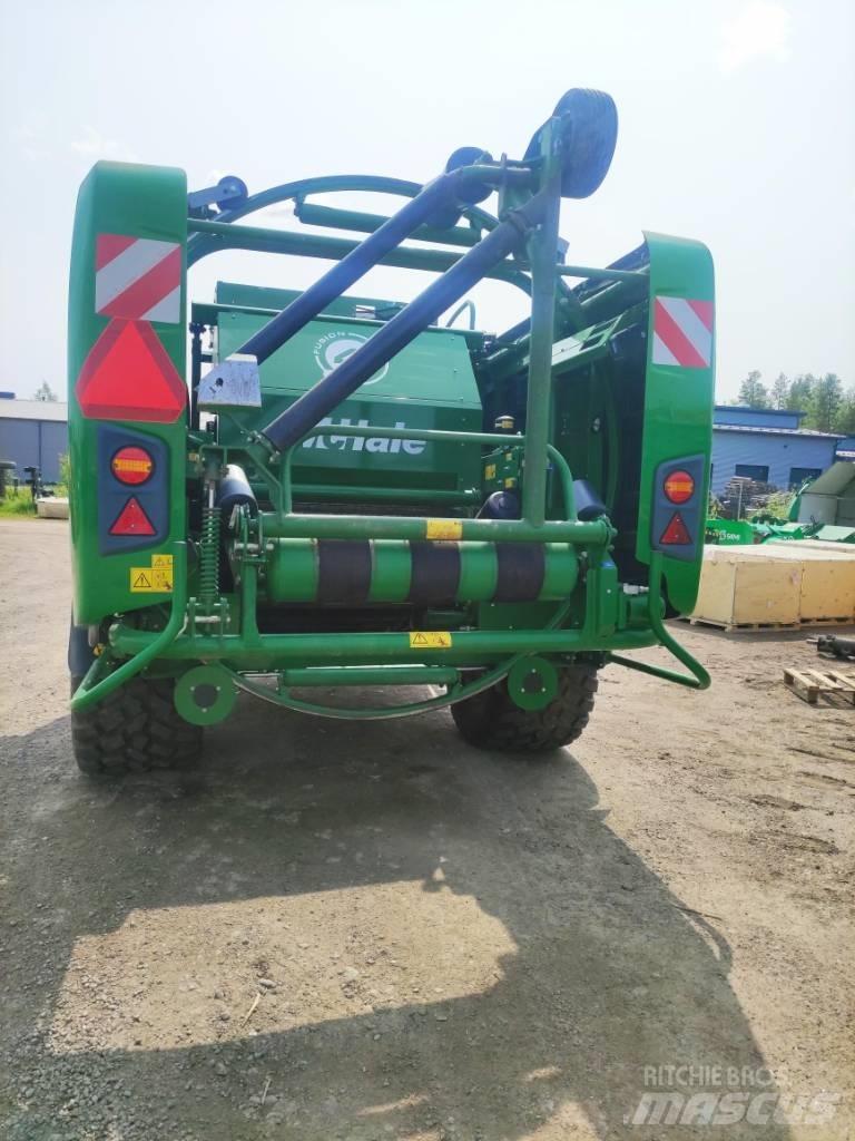 McHale Fusion 4 Plus Ronde-balenpersen