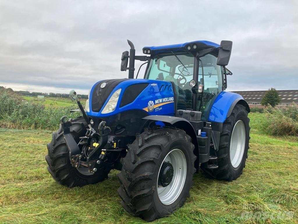 New Holland T7.225 Tractoren