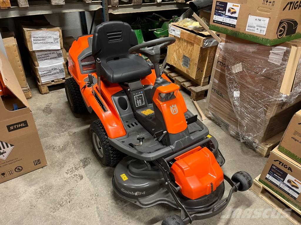 Husqvarna R216T AWD Rijmaaiers