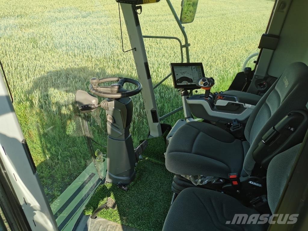 CLAAS Tucano 420 Maaidorsmachines