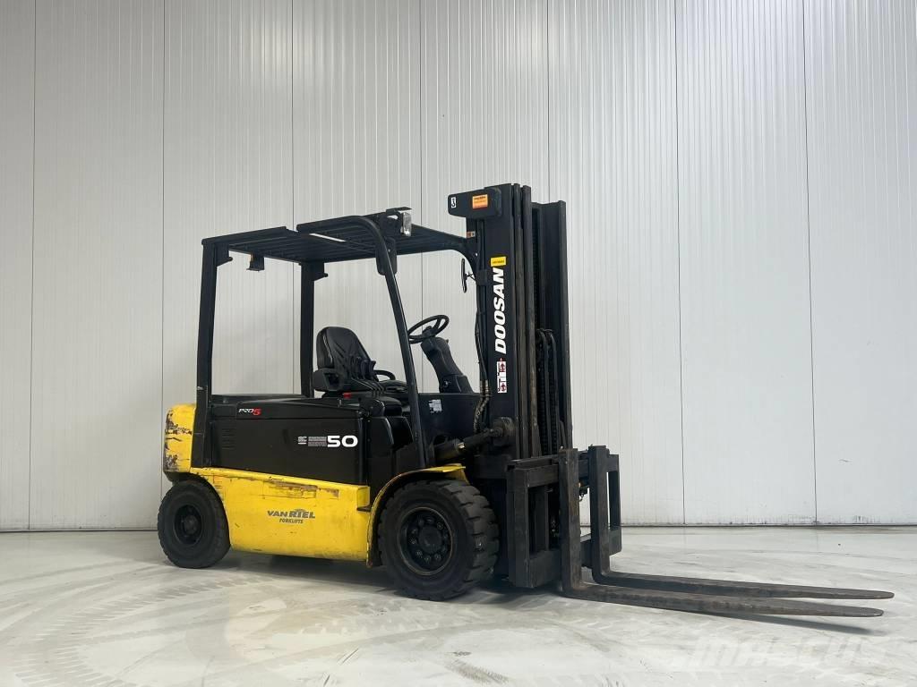 Doosan B50X-5 Elektrische heftrucks