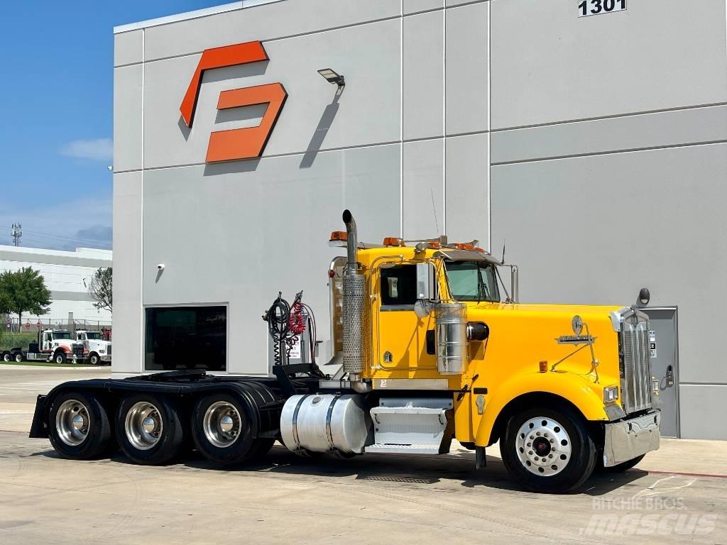 Kenworth W 900 Trekkers