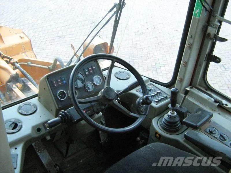 Hyundai HL740-3 Wielladers
