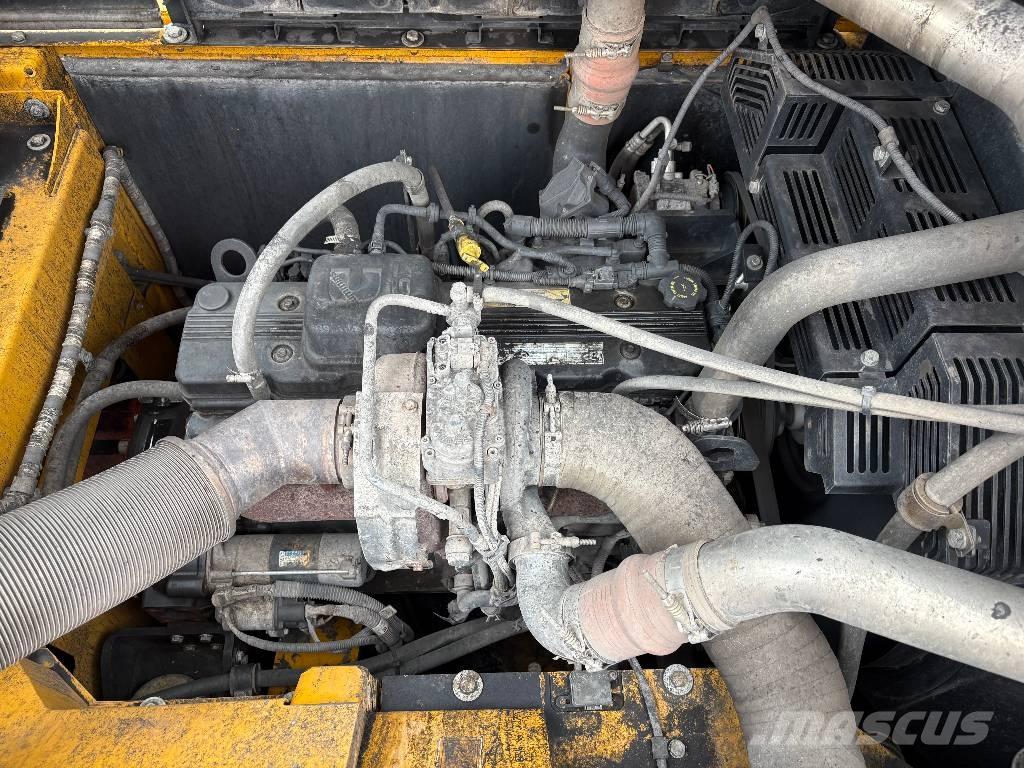 LiuGong CLG933E Rupsgraafmachines