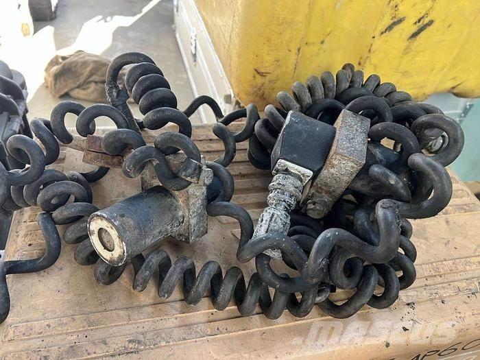 CAT AP 500E Asfaltafwerkmachines