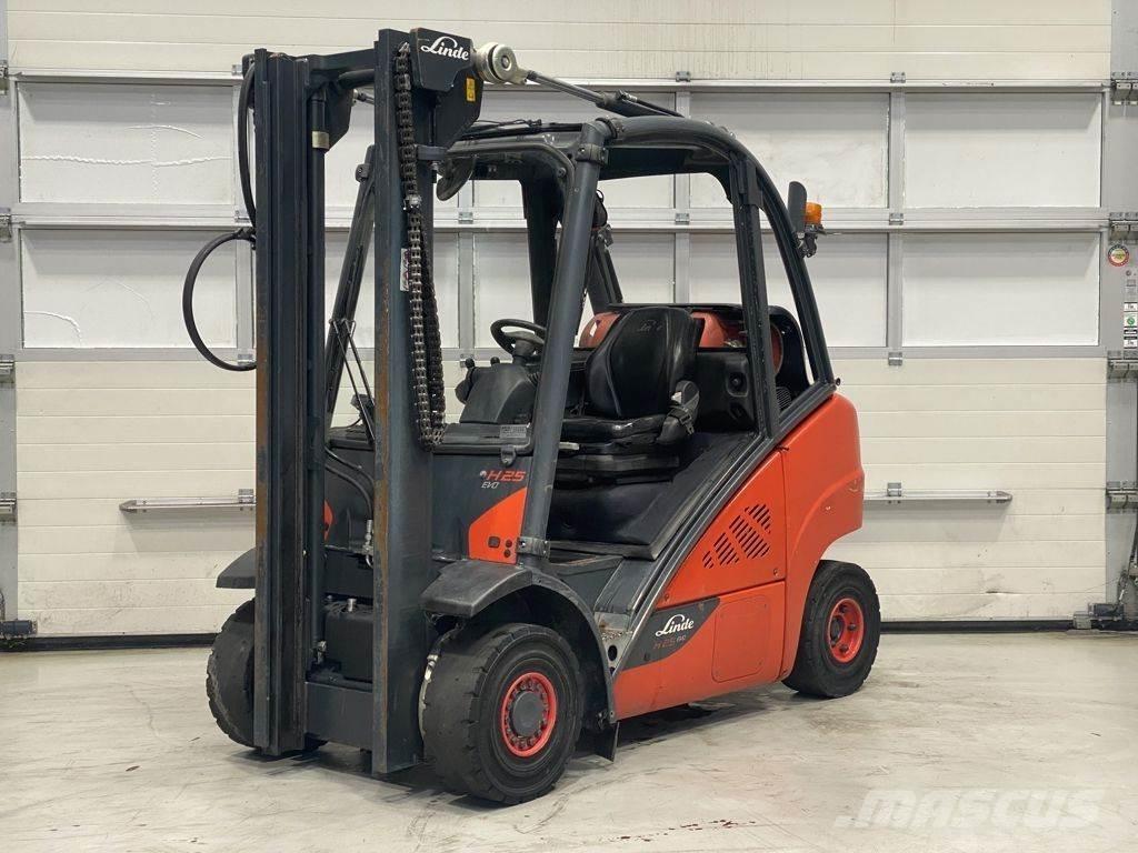Linde H25T-02 LPG heftrucks