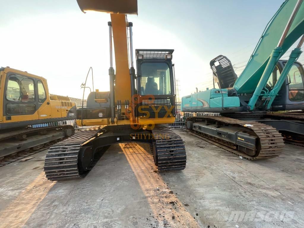 CAT 320 D Rupsgraafmachines