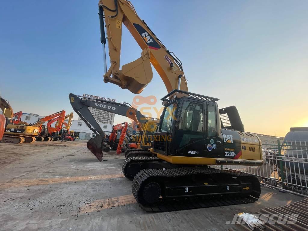 CAT 320 D Rupsgraafmachines