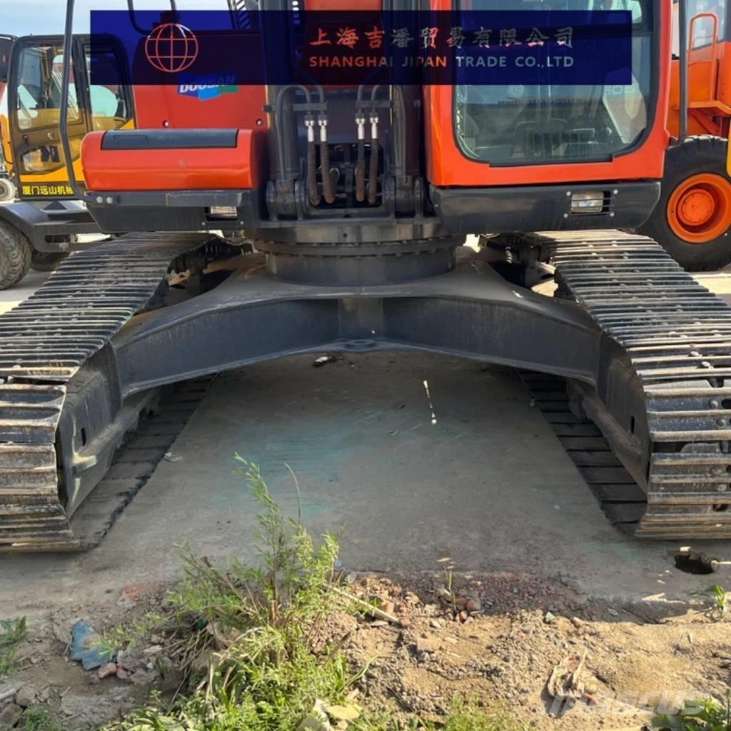 Doosan DX 300 Rupsgraafmachines