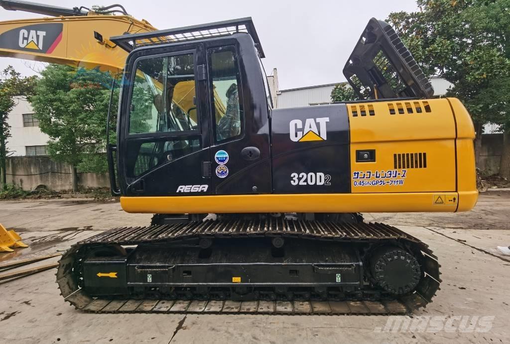 CAT 320d2 Rupsgraafmachines