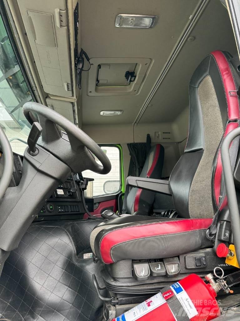 Volvo FM 8*4 Kipper