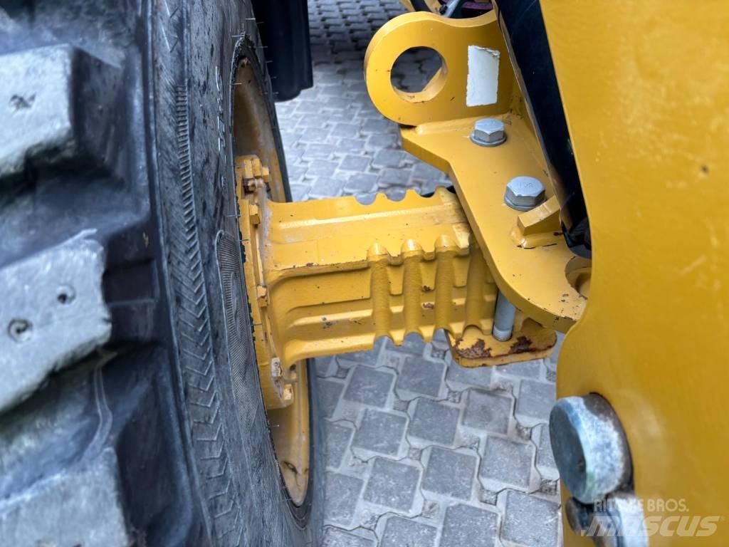 CAT 908 M Wielladers