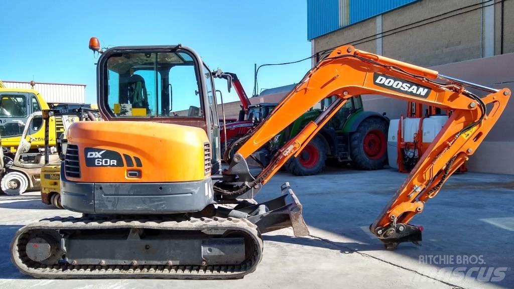Doosan DX 60 R Minigraafmachines < 7t