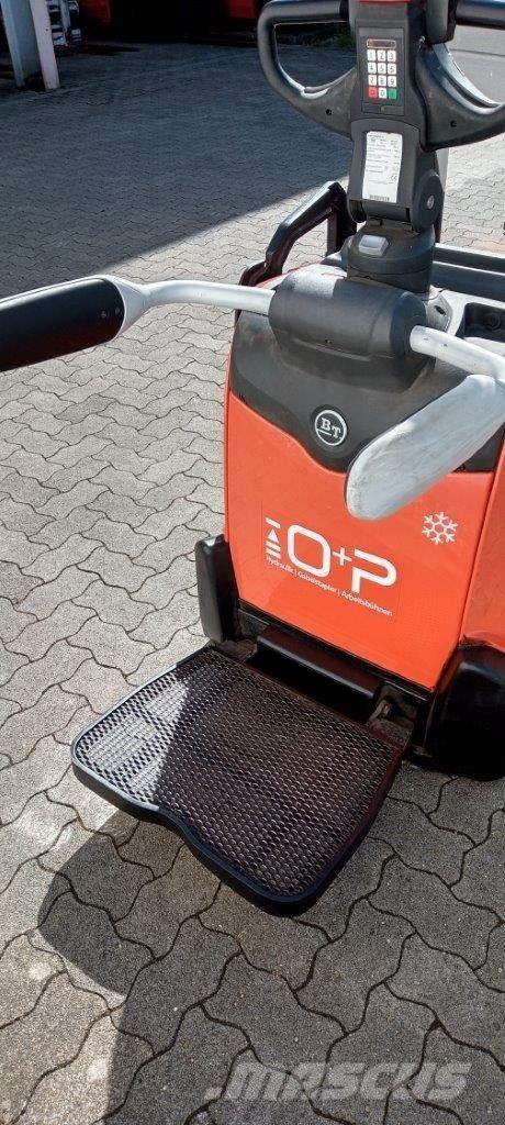 Toyota SPE140L Meeloop stapelaar