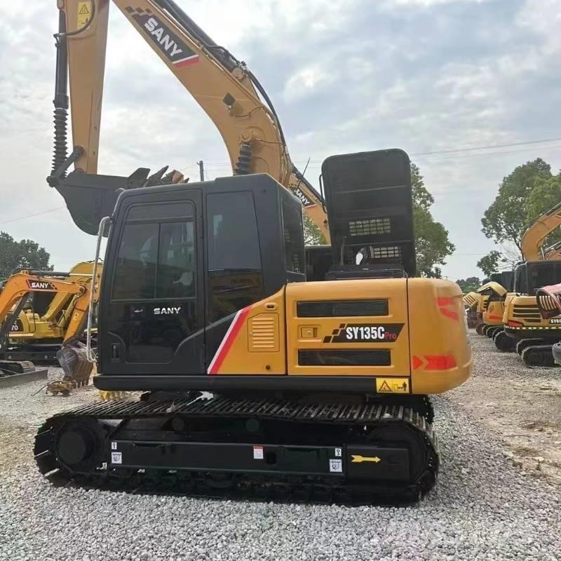 Sany SY 135 Rupsgraafmachines