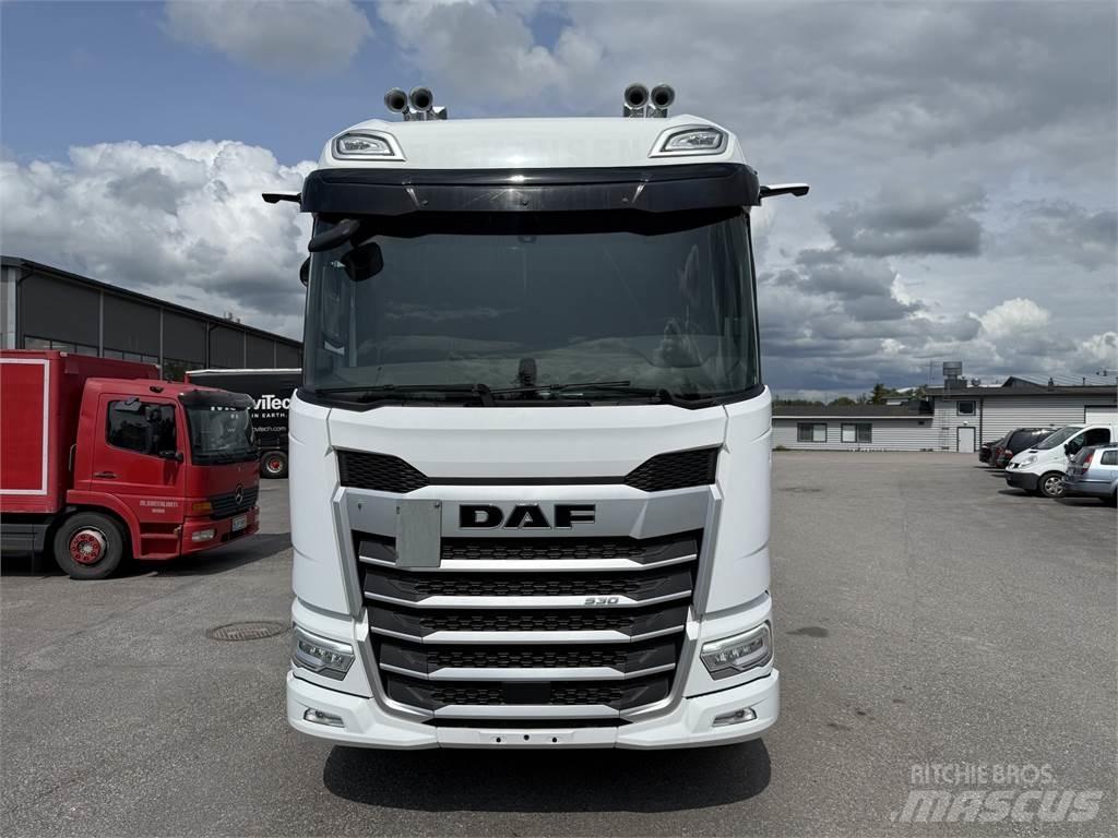 DAF XF 530 FTS 6X2 Trekkers