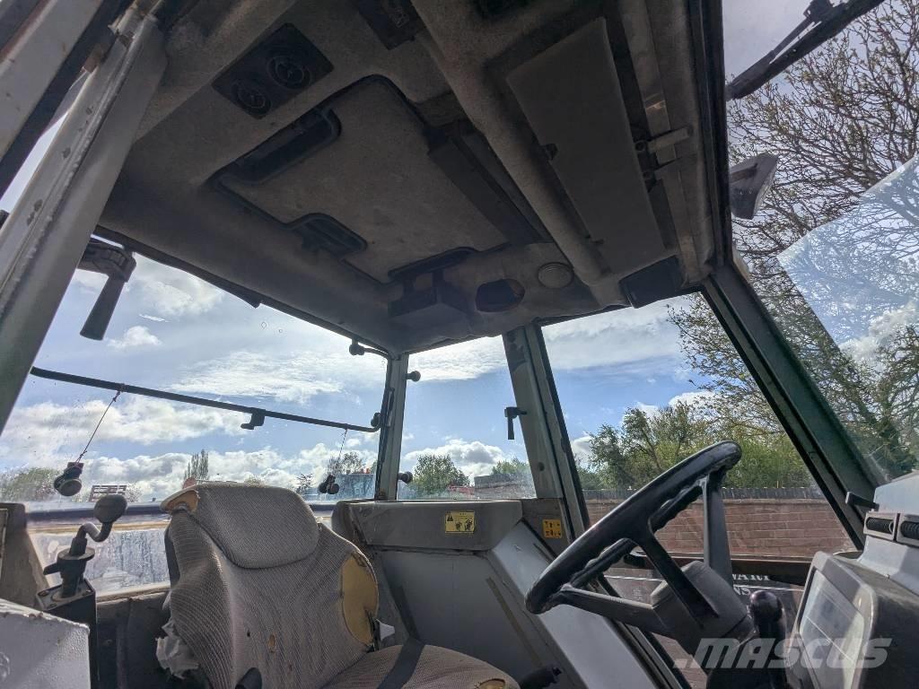 Massey Ferguson 399 Tractoren