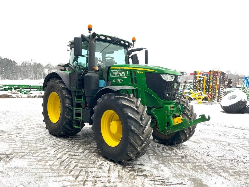 John Deere 6250 R Tractoren