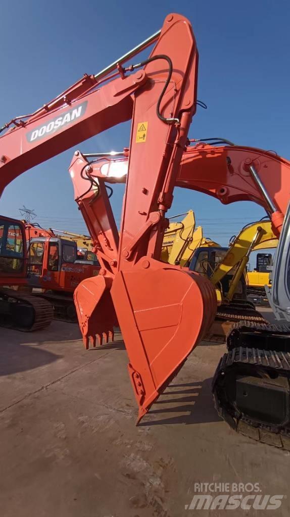 Doosan DX 300 LC Rupsgraafmachines