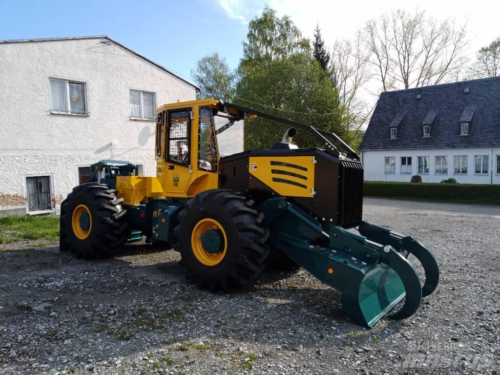 HSM 904S Bosbouw tractoren