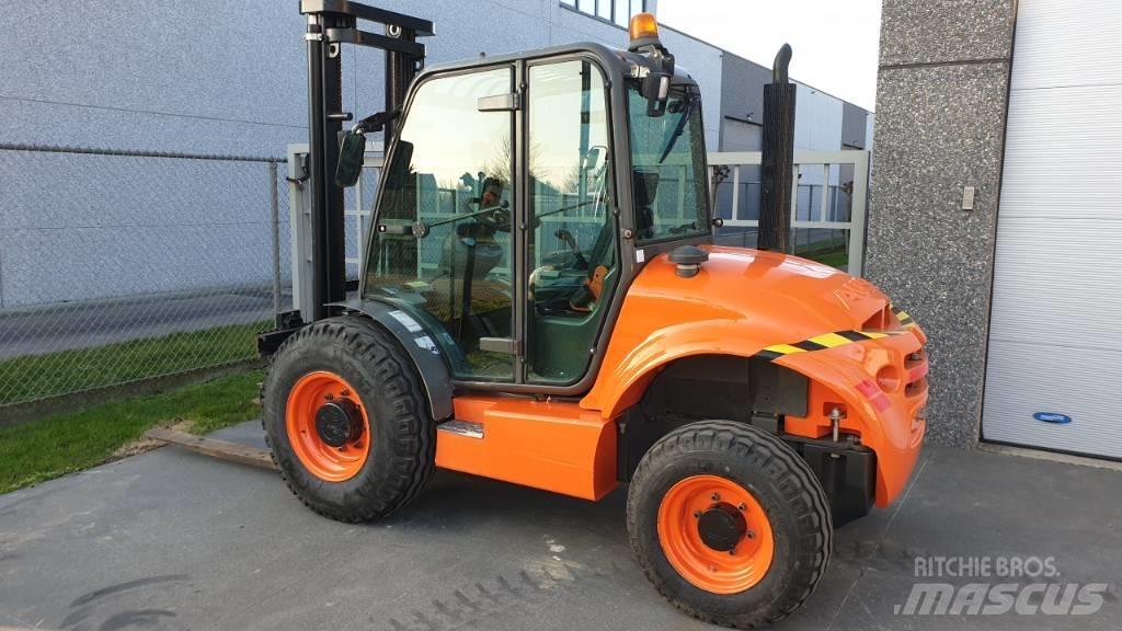 Ausa C 250 H X4 Diesel heftrucks