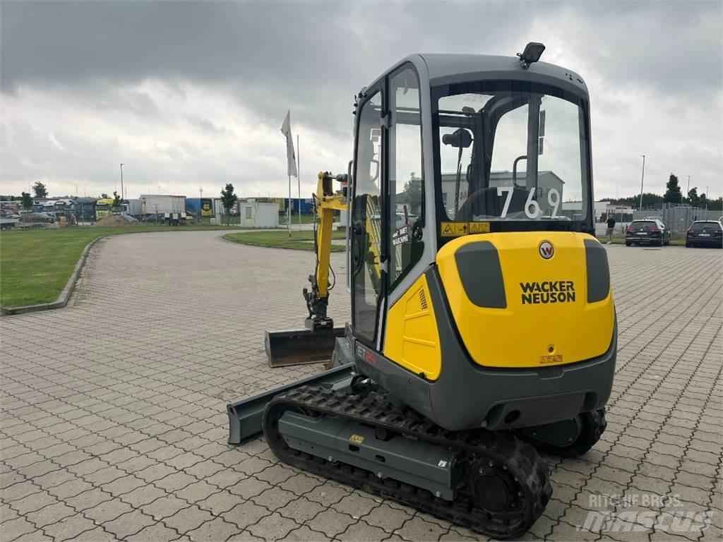 Wacker ET 24 Minigraafmachines < 7t
