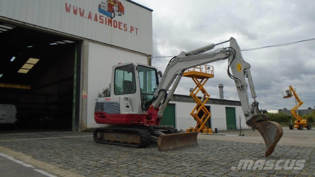 Takeuchi TB 235 Minigraafmachines < 7t