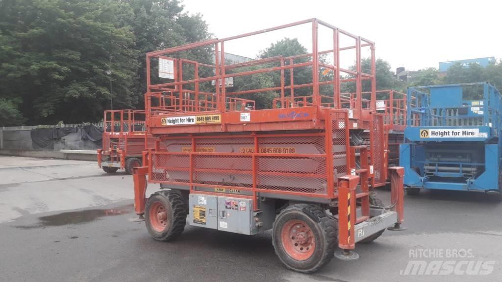 SkyJack SJ 7135 RT Schaarhoogwerkers