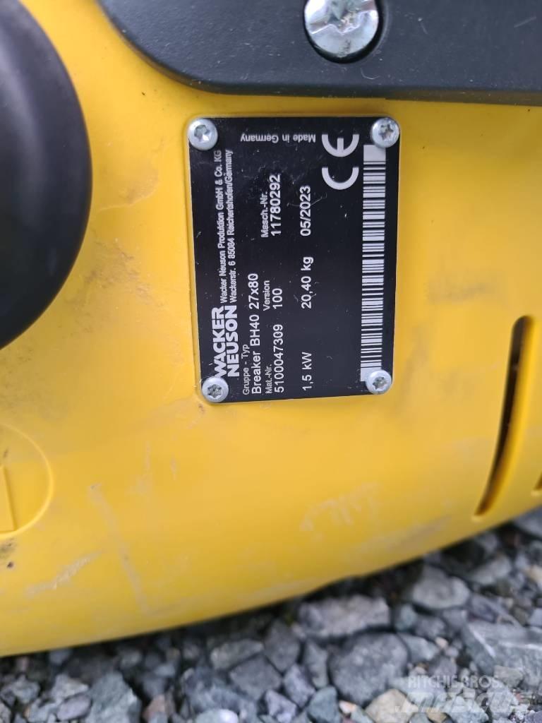 Wacker Neuson BH40 Hamers en brekers