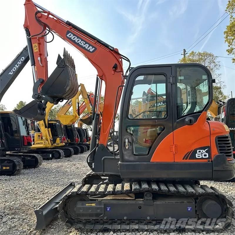 Doosan DX 60 Rupsgraafmachines