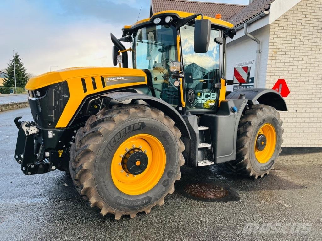 JCB 4220 I Con Tractoren