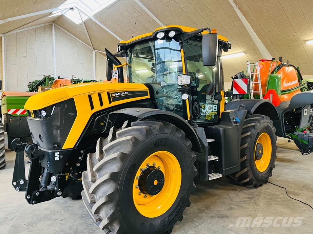 JCB 4220 I Con Tractoren