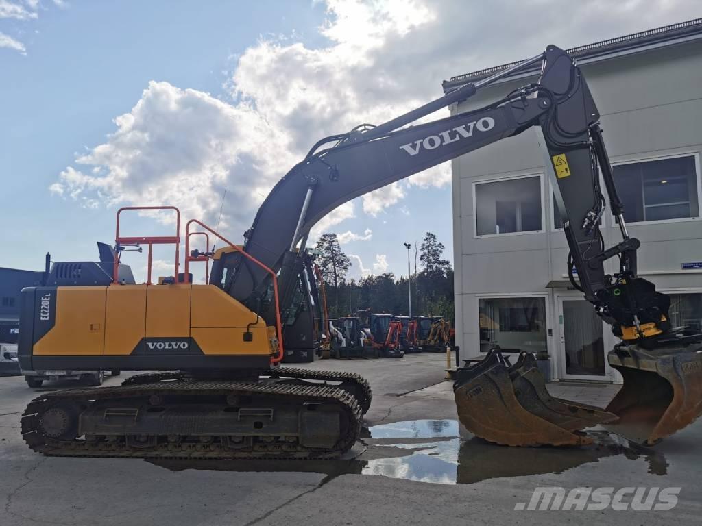 Volvo EC 220 E Rupsgraafmachines