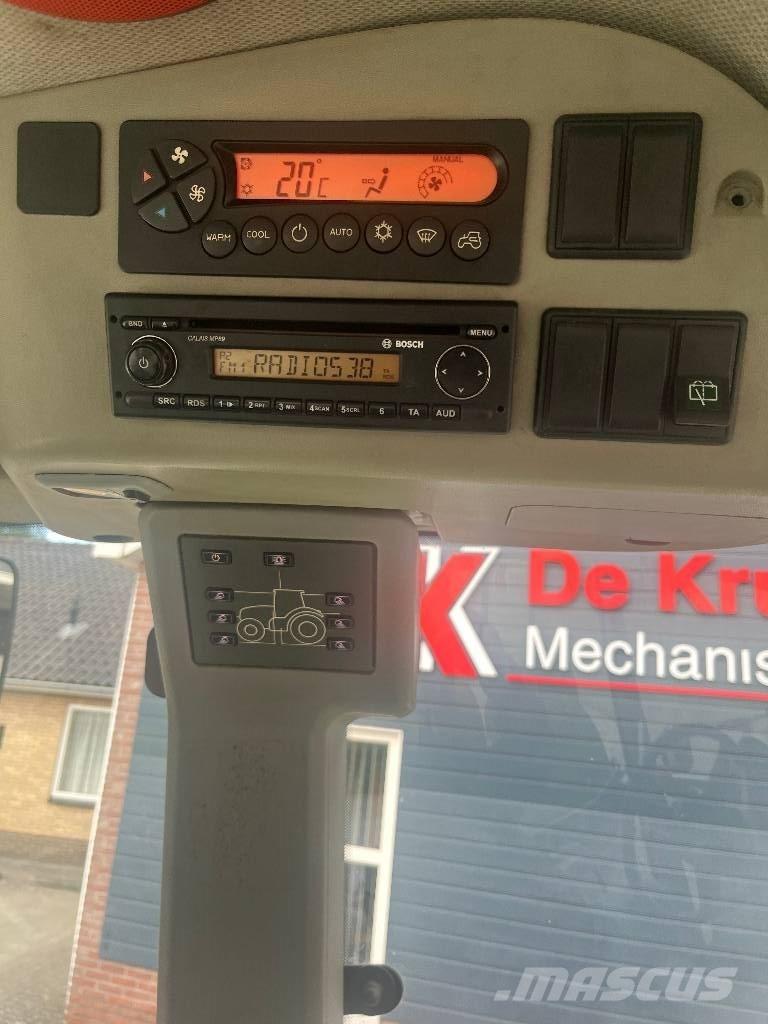 CLAAS Arion 640 Cis Tractoren