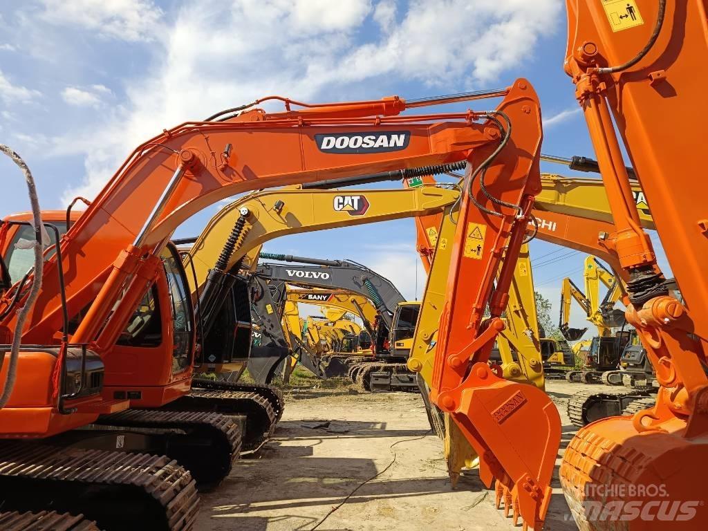 Doosan DX 150 LC Rupsgraafmachines